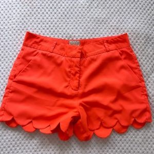 coral Gianni Bini shorts